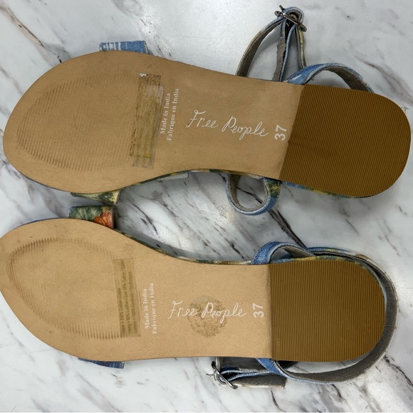 FREE PEOPLE SANDALS - Picture 4 of 4